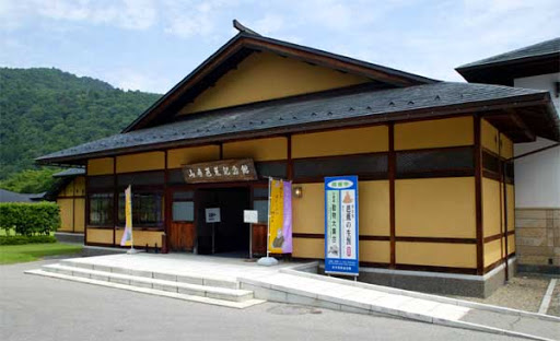 山寺芭蕉記念館