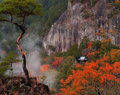 鳳来寺山