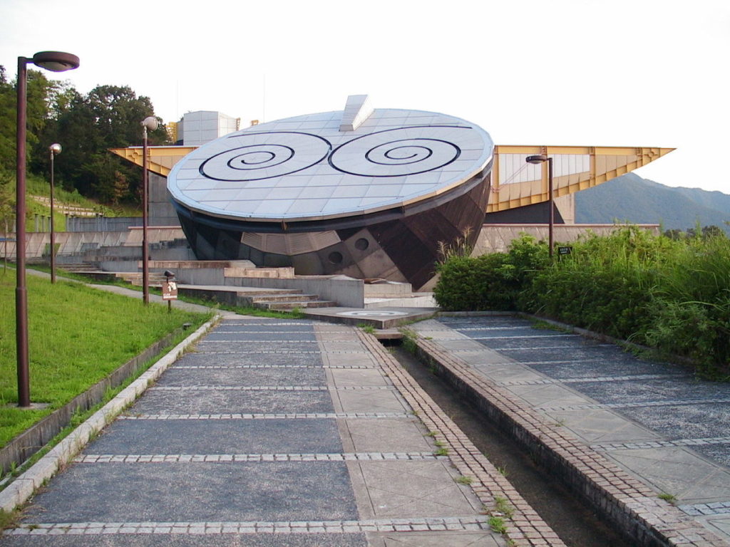 にしわき経緯度地球科学館テラ・ドーム