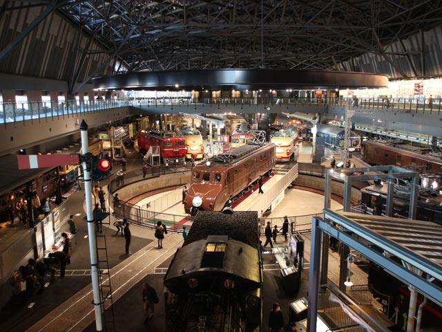 鉄道博物館